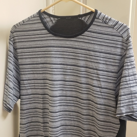 Lululemon bundle - Picture 2 of 4